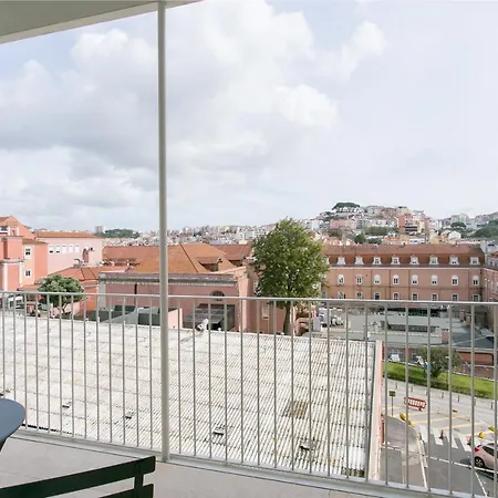 Amazing Viewpoint In Lisboa's Heart!